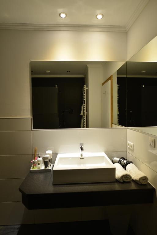Hotel Haus Tirolerland Oetz Zimmer foto